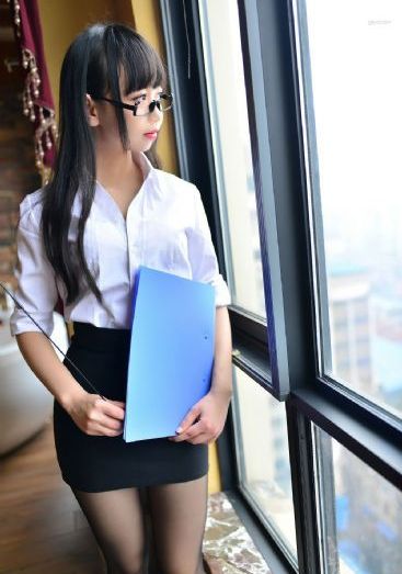中文字幕乱偷在线小说_高清手机免费观看完整